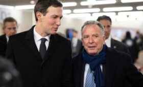 Умеров заявил о встрече с Уиткоффом и Кушнером в Давосе