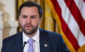 Вэнс рассказал, что переговоры США и НАТО по Гренландии проходят хорошо