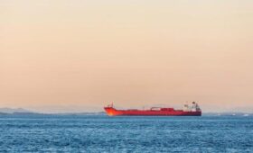 МИД РФ выразил разочарование промедлением в освобождении российских моряков с «Маринеры»