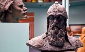 На ВДНХ рассказали о работах скульпторов на выставке Русского музея