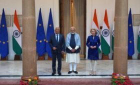 Фон дер Ляйен назвала грандиозной сделку по созданию зоны свободной торговли с Индией