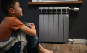 Температуру в батареях столичных квартир повысят из-за похолодания