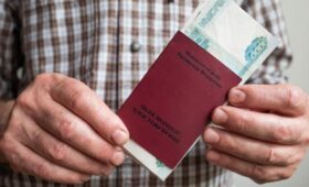 Эксперт Виноградов: мужчины в РФ могут выйти на пенсию в 62 года при стаже от 42 лет