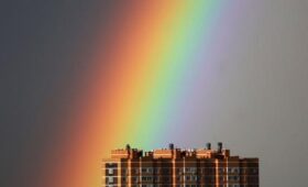 Москвичи могут увидеть «ложное Солнце» и «зимнюю радугу» в выходные