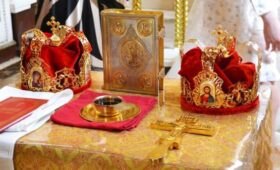 Священник Береговой: супругам с разницей в возрасте 10–15 лет могут отказать в венчании