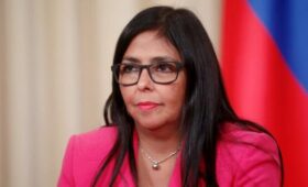 Guardian: Родригес рассказала об угрозах убийством со стороны США после захвата Мадуро