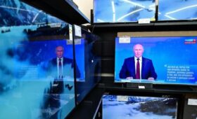 Мурашко рассказал, как звонок девочки на прямую линию с Путиным спас жизнь ее матери