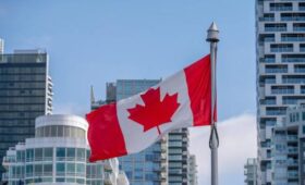 Глава Минфина США намекнул на возможный выход провинции Альберты из состава Канады