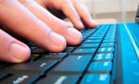 Эксперт Бедров: кадровики ищут на OnlyFans компромат на топ-менеджеров