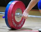 Российских штангистов до 20 лет допустили до турниров с флагом и гимном