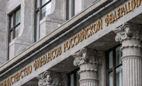 Минфин: в 2026 году доход по вкладам до 160 тыс рублей освободят от налога