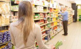 Минпромторг призвал расширить перечень запретов продажи подлежащих маркировке товаров