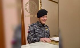 Кадыров опубликовал видео ужина с сыном Адамом на фоне слухов о ДТП