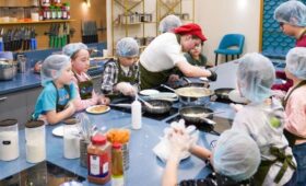 Мастер-классы и ледовые шоу пройдут в завершение фестиваля «Масленица»