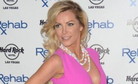 Жена основателя Playboy заявила, что его фонд хранит непристойные фото девочек