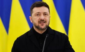 Зеленский признал, что вернуть покинувших Украину граждан призывами не получится