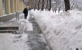 Высота снежного покрова в Москве составила 52 см