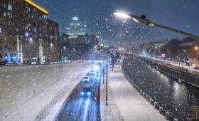 Пик снегопада в Москве придется на ночь 25 февраля