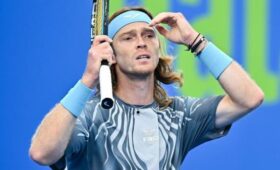 Российский теннисист Рублев проиграл Алькарасу в полуфинале турнира в Дохе