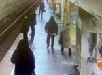 Полицейские задержали мужчину, напавшего на пассажирку в метро Москвы