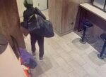 Столичные полицейские задержали подозреваемого в краже рюкзака с ювелирными украшениями