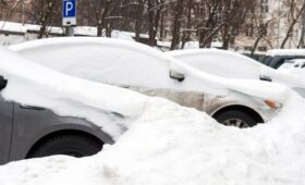 Сугробы в Москве могут обновить рекорд после снегопада 19–20 февраля