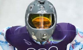 МОК дисквалифицировал украинского скелетониста Гераскевича за запрещенный шлем
