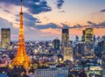Более 1200 человек застряли на башне Tokyo Skytree из-за вставшего на 6 часов лифта