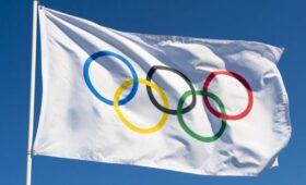 Первые соревнования на Олимпиаде-2026 прервали из-за проблем со светом