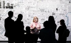 Сергунина анонсировала акцию «Московские истории» в честь Дня гида