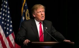 Трамп заявил о намерении заблокировать строительство моста между Канадой и США