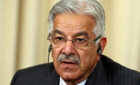 Глава МО Пакистана заявил о начале открытой войны с Афганистаном