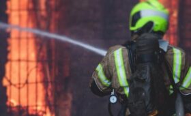 «Известия»: взрывы прогремели в трех городах Украины