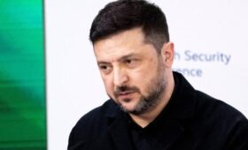 Зеленский заявил, что конфликт на Украине не получится завершить без диалога с РФ