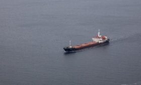 Bloomberg: Греция и Мальта выступили против запрета ЕС на услуги по перевозке нефти из РФ