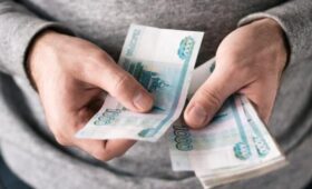 Набиуллина заявила, что планы компаний по индексации зарплат стали скромнее