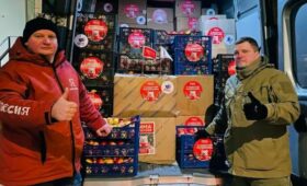 В прошлом году волонтеры ЮАО передали бойцам СВО лекарства, продукты и технику