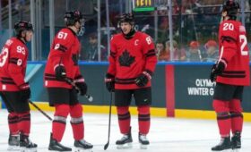 Сборная Канады по хоккею стала первым четвертьфиналистом Олимпиады