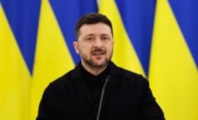 Зеленский заявил, что предпочитает продолжение боев «плохому миру»