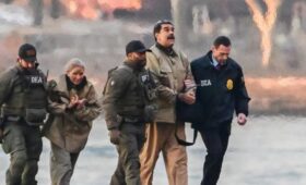 Мадуро требует от США закрыть дело против него