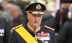 Король Норвегии Харальд V госпитализирован в Испании