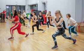 Москвичей пригласили на функциональные тренировки в рамках «Спортивных выходных»