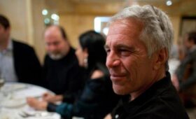 МИД РФ обвинил Запад в попытках втягивания в скандал с делом Эпштейна