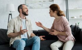 Доцент Щербаченко: общий банковский счет поможет избежать семейных ссор