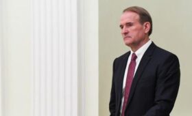 Медведчук обвинил Зеленского в торговле женщинами и детьми через схемы Эпштейна