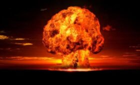 Володин заявил о риске ядерной войны при передаче Украине такого оружия