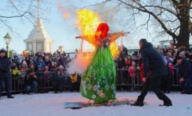 Штрафы при неправильном сжигании чучела Масленицы могут достигнуть 400 тыс руб
