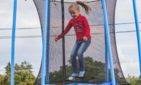 В Госдуме не поддержали запрет на аттракционы с батутами