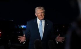 Трамп сообщил о начале переговоров по Гренландии