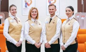 Режим работы соцучреждений Москвы изменится в праздничные дни